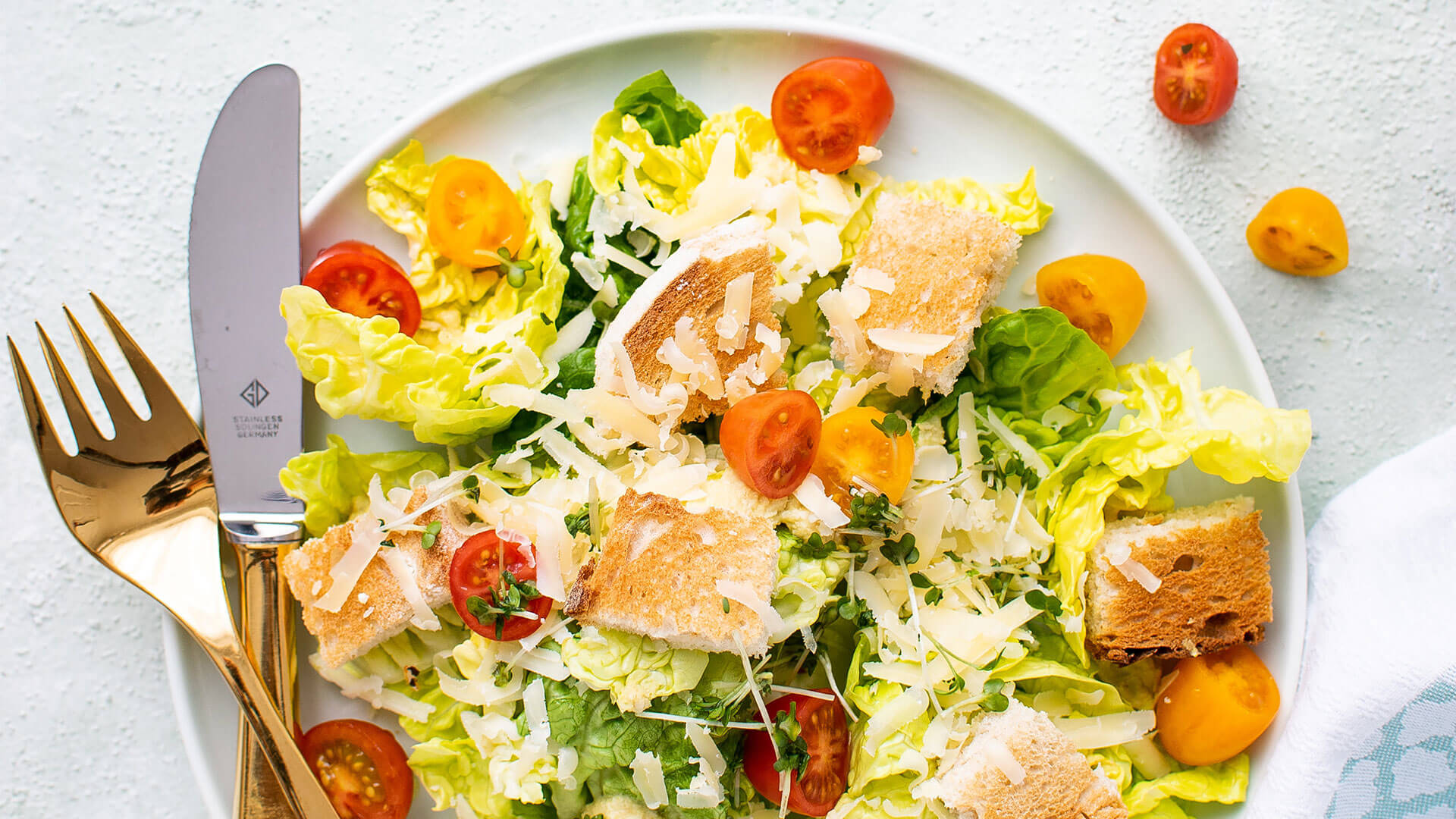 Tuna Cabbage Salad