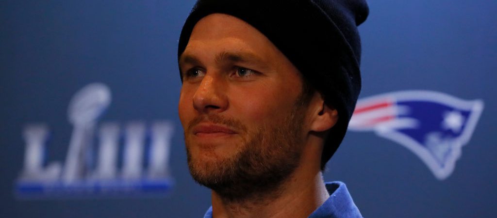 Celebrities React to Tom Brady’s Patriots Departure